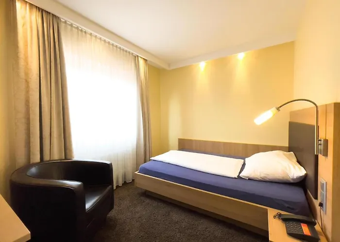 Ott\'S Hotel Weinwirtschaft & Biergarten Weil Am Rhein/Basel